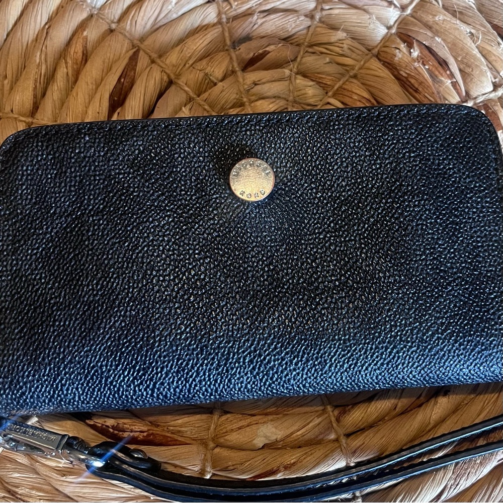 Michael Kors Black Saffiano Leather Wristlet Wallet Zip Snap MK Logo